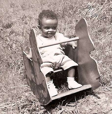 "HEY....WHERE IS MY MICROPHONE AND MY CD'S? WHERE IS MY SOUND SYSTEM??  HOW COME THIS THING AIN'T MOVING...I'VE GOT TO GET TO MY GIG! ANYONE SEEN MY I-POD? 