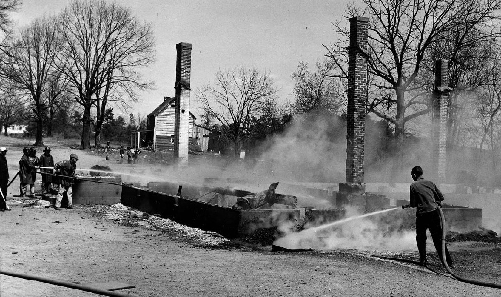 Mysterious fire that burned down the school at Lynch Station, Va