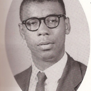 This is "Long John" Miller, the mid-day dj on WJJS when I first started working there in 1968! John is Gus Millers brother!