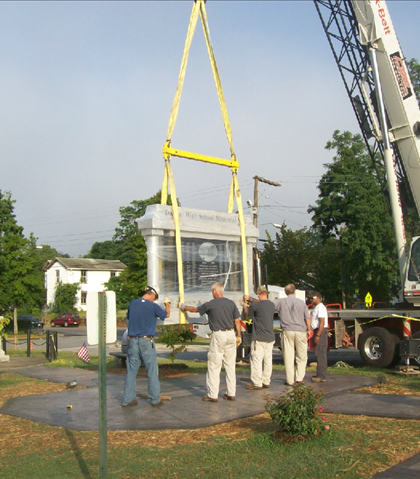 Ez does it! Ez does it!