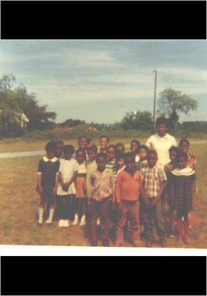 Lynch Station School! Let me know who you see! Lynch Station School! Let me know who you see!
