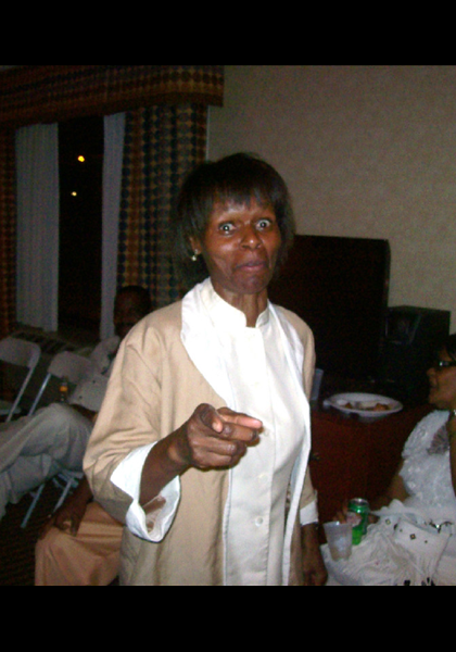 Actress/Singer Deleesa Carr, was the life of the party!