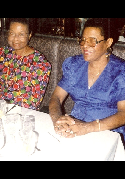 Susie Kinbaugh, sister Connie Bates!