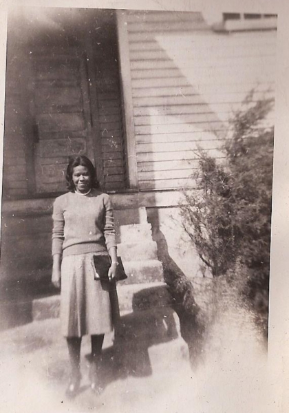 Kingston School! Mom! Kingston School! Mom!