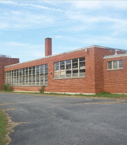 After Kingston school was closed, Mom and Dad taught school for a year, I think 1962, at Mosley-Hgts. Elementary School in Altavista, Va.! The school sits abandoned now! After Kingston school was closed, Mom and Dad taught school for a year, I think 1962, at Mosley-Hgts. Elementary School in Altavista, Va.! The school sits abandoned now!