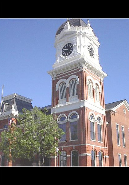 The famous Courthouse & Clocktower!