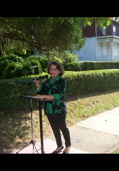 Former Mayor, councilwoman Joan Foster