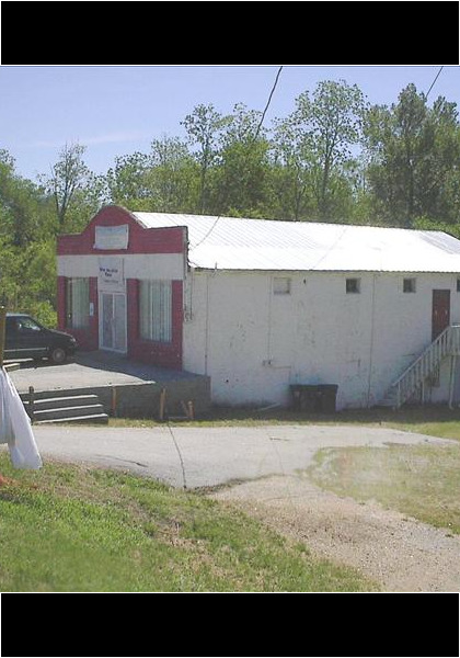 The church used in the episode "the landlord!"