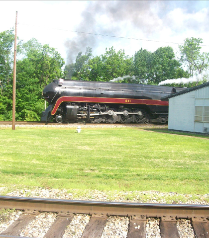 611, turning around! 611, turning around!