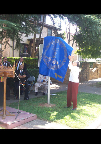 The unveiling, Carolyn Brown!